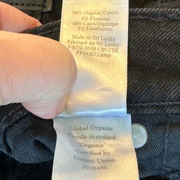 Everlane The Curvy Cheeky Jean Size 31 Crop Black Denim NWT - Picture 14 of 15